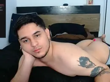 Chaturbate Live Sex Cam of colin_lewisss