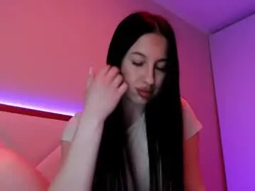 Chaturbate Live Sex Cam of delly_love