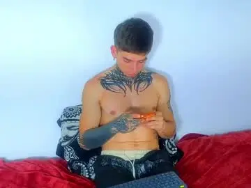 Chaturbate Free Live Porn of estebanchar_