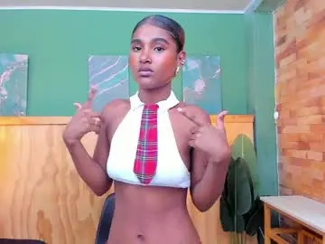 Chaturbate Live Sex Cam of halleylorens