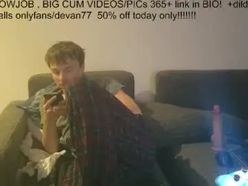 Chaturbate Live Sex Cam of devantheplug