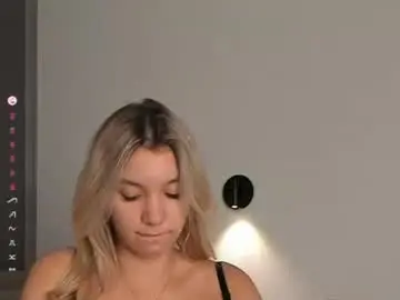 Chaturbate Live Sex Cam of margarethowell