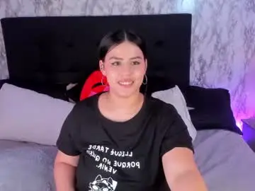 Chaturbate Live Sex Cam of miamontoya