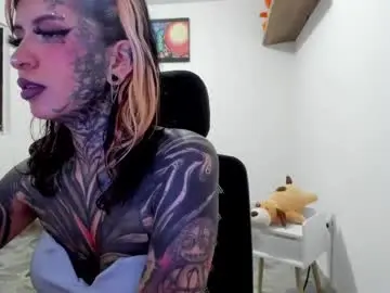Chaturbate Live Porn of nicki_1