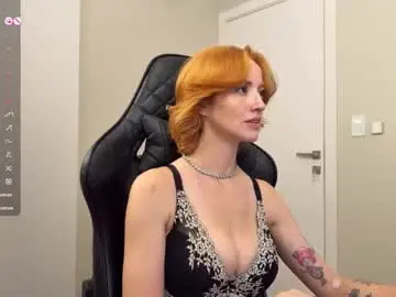 Chaturbate Live Sex Cam of smilee_girl