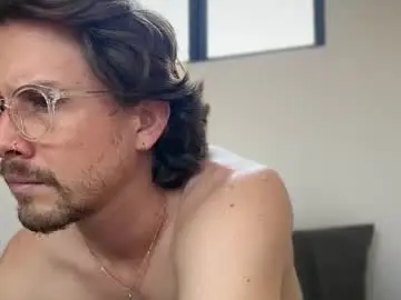 Chaturbate Live Sex Cam of mcklister69