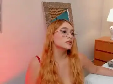 Chaturbate Nude Webcam of amber_kiss_