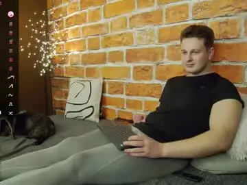 Chaturbate Free Porn Cam of charlie_smiley