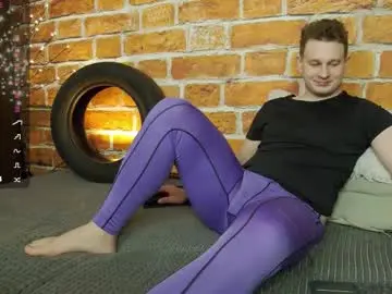 Chaturbate Sex Cam of charlie_smiley