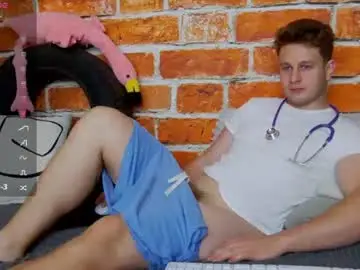 Chaturbate Free Porn Cam of charlie_smiley
