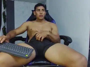 Chaturbate Watch Live Sex Cams of evessinn