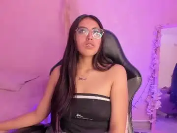 Chaturbate Live Sex Cam of valk_diaz