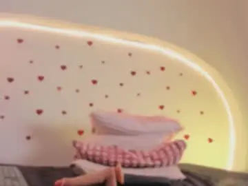 Chaturbate Free Porn Cam of katiepeach_