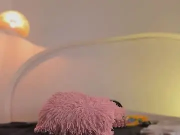 Chaturbate Sex Chat of katiepeach_