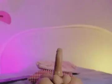 Chaturbate Live Sex of katiepeach_