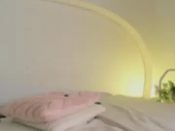 Chaturbate Watch Live Sex Cams of katiepeach_