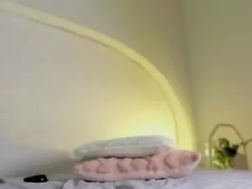 Chaturbate Free Porn Cam of katiepeach_