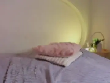 Chaturbate Adult Video Chat of katiepeach_