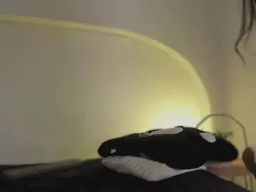 Chaturbate Live Sex Cam of katiepeach_
