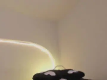 Chaturbate Free Porn Cam of katiepeach_