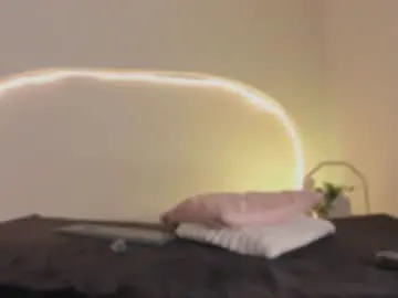 Chaturbate Adult Video Chat of katiepeach_