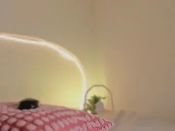 Chaturbate Live Porn of katiepeach_
