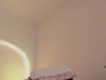 Chaturbate Sex Chat of katiepeach_