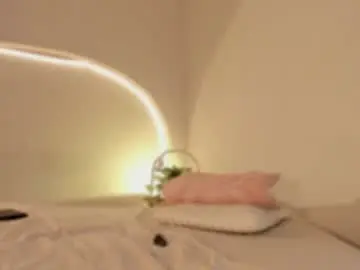 Chaturbate Free Porn Cam of katiepeach_