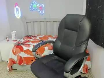 Chaturbate Best live sex cam show of anyelotwink