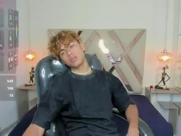 Chaturbate Live Sex Cam of anyelotwink