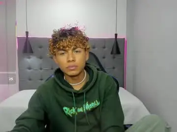 Chaturbate Sex Cam of anyelotwink