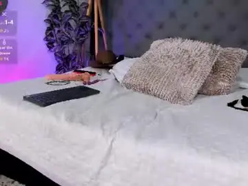 Chaturbate Live Sex Cam of camilo_santoss