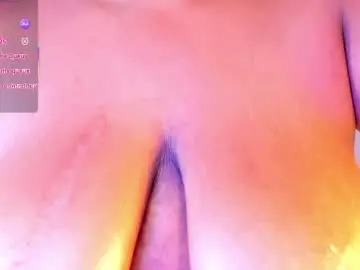 Chaturbate Free Live Porn of ebony__queen2