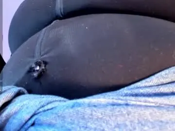 Chaturbate Free Porn Cam of ebony__queen2
