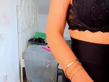 Chaturbate Live Sex Cam of alesquirt