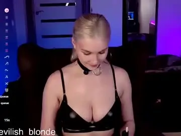 Chaturbate Sex Cam of hitchcocianblonde_