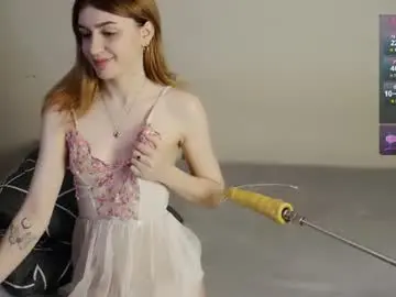 Chaturbate Live Sex Cam of leyytori