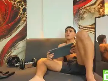 Chaturbate Best live sex cam show of marco_smith2