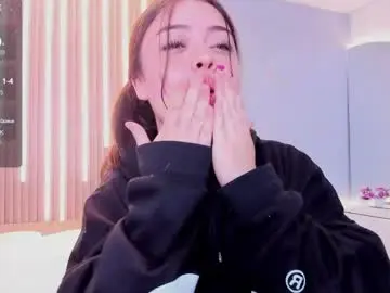 Chaturbate Live Sex Cam of paradise_doll_s