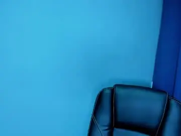 Chaturbate Live Sex Cam of paradise_doll_s