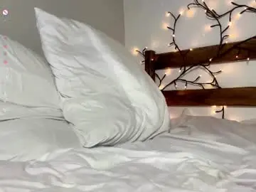 Chaturbate Best live sex cam show of karlenegries