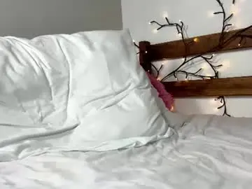 Chaturbate Best live sex cam show of karlenegries