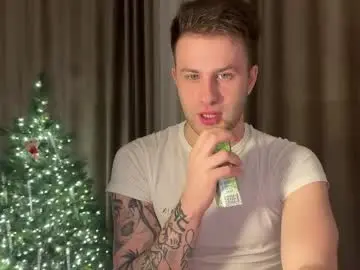 Chaturbate Watch Live Sex Cams of rodrigoveira