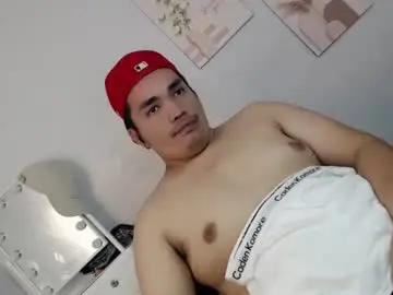 Chaturbate Sex Chat of ure_fattytoy143