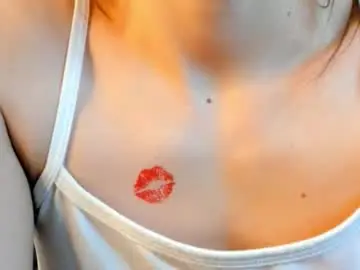 Chaturbate Live Sex Cam of elswythbareford