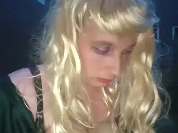 Chaturbate Free Live Porn of xx19hornyxx