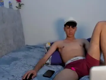 Chaturbate Sex Cam of andycillo