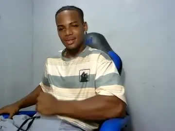 Chaturbate Live Sex of black_dicck