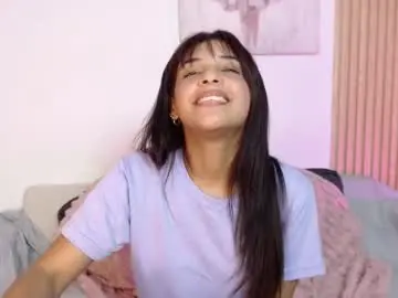 Chaturbate Live Sex Cam of chloe_peach_