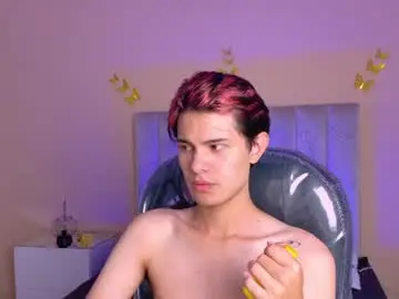 Chaturbate Live Sex Cam of derek_sinn